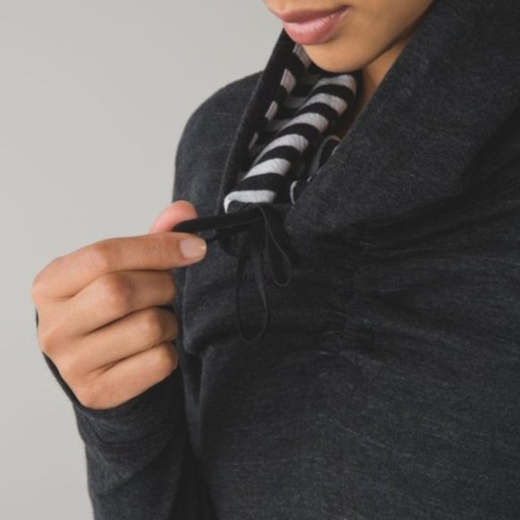 Lululemon In A Cinch Long Sleeve Tee - Picture 5 of 8